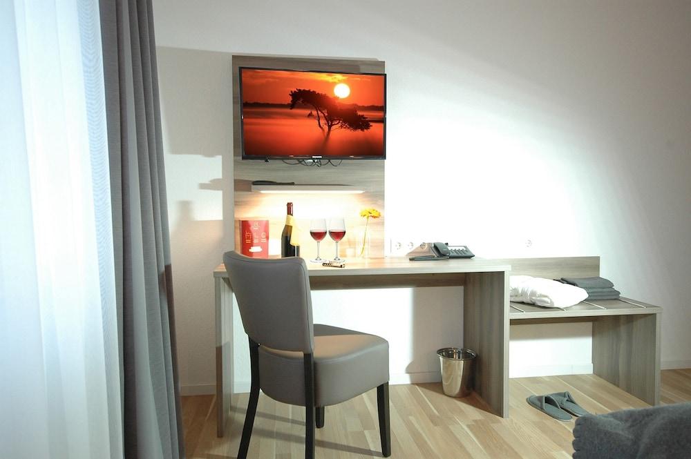 Kempe Komfort Plus Hotel โซลิงเงน ภายนอก รูปภาพ