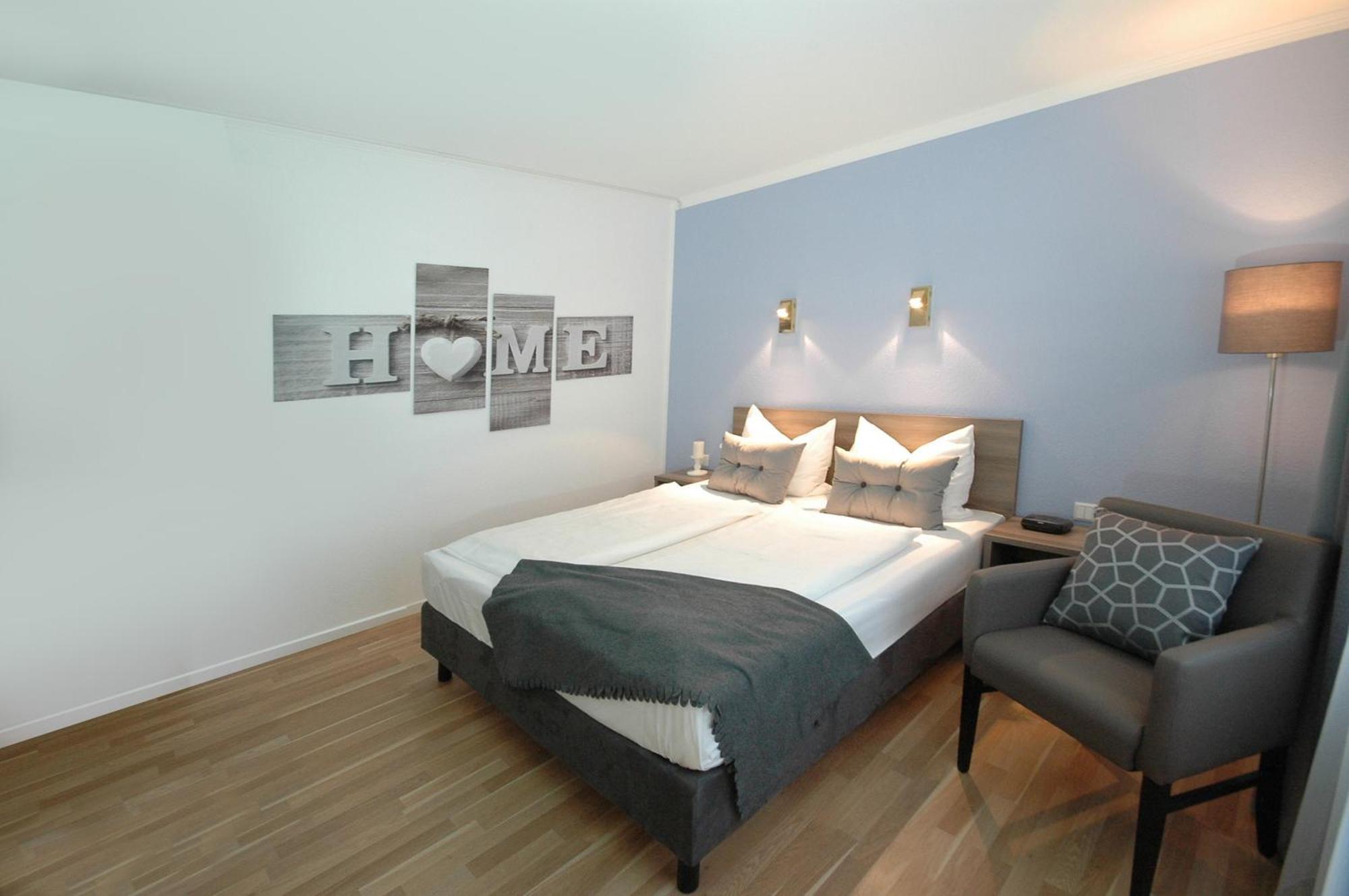 Kempe Komfort Plus Hotel โซลิงเงน ภายนอก รูปภาพ